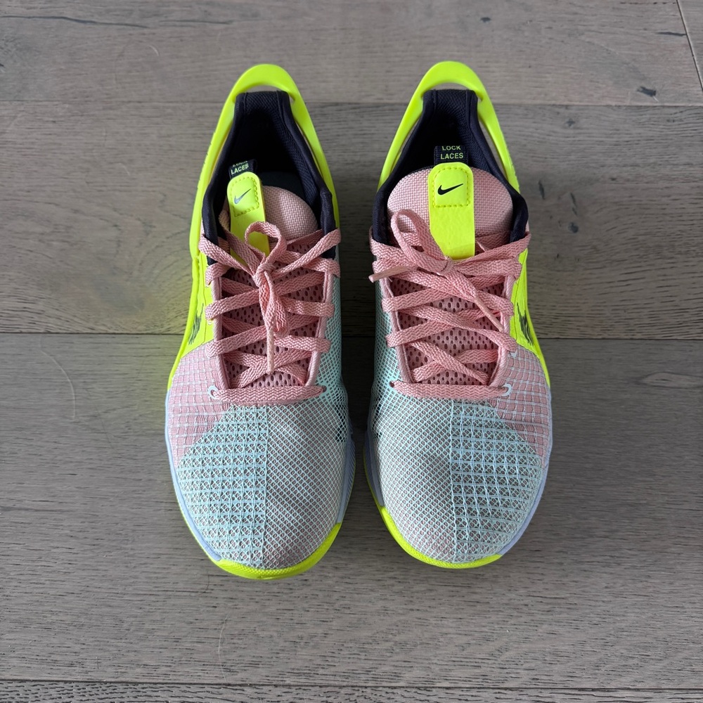 Womens Nike Metcon 8 FlyEase Pink Mint and Neon